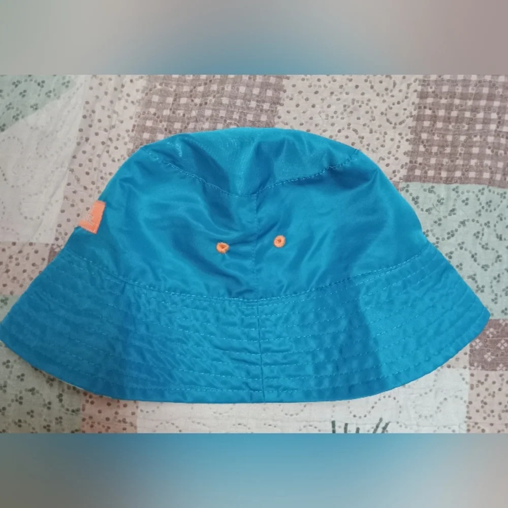 Uv Skinz stylish blue